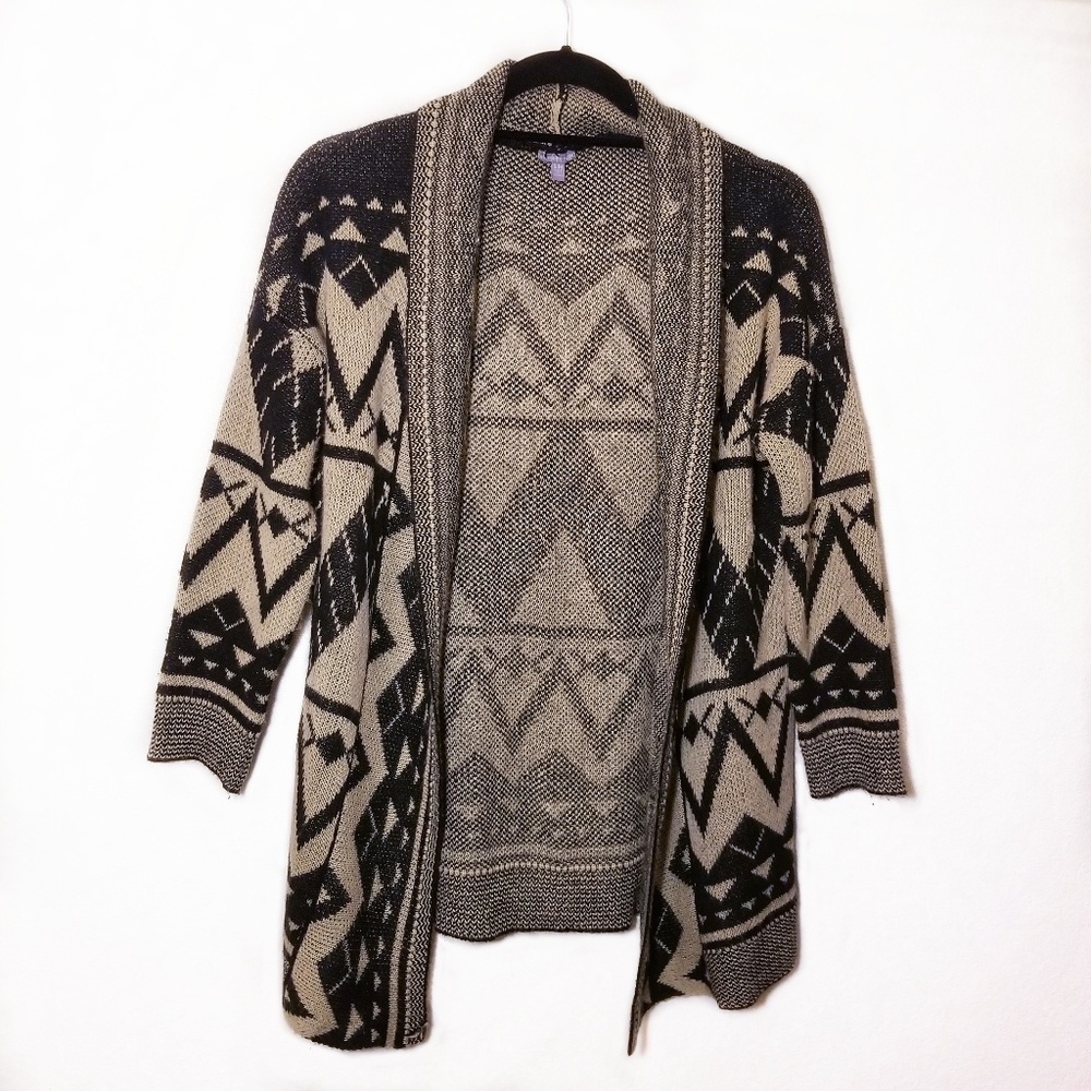 Charlotte Russe | Oversized Aztec Print Cardigan